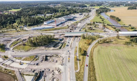 E18 Turun kehätien Kausela–Pukkila-hankkeessa toteutettiin haastavia kevennysrakenteita.