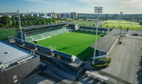 Turun Veritas stadionin tekonurmen alla on kevytsorakevennys.