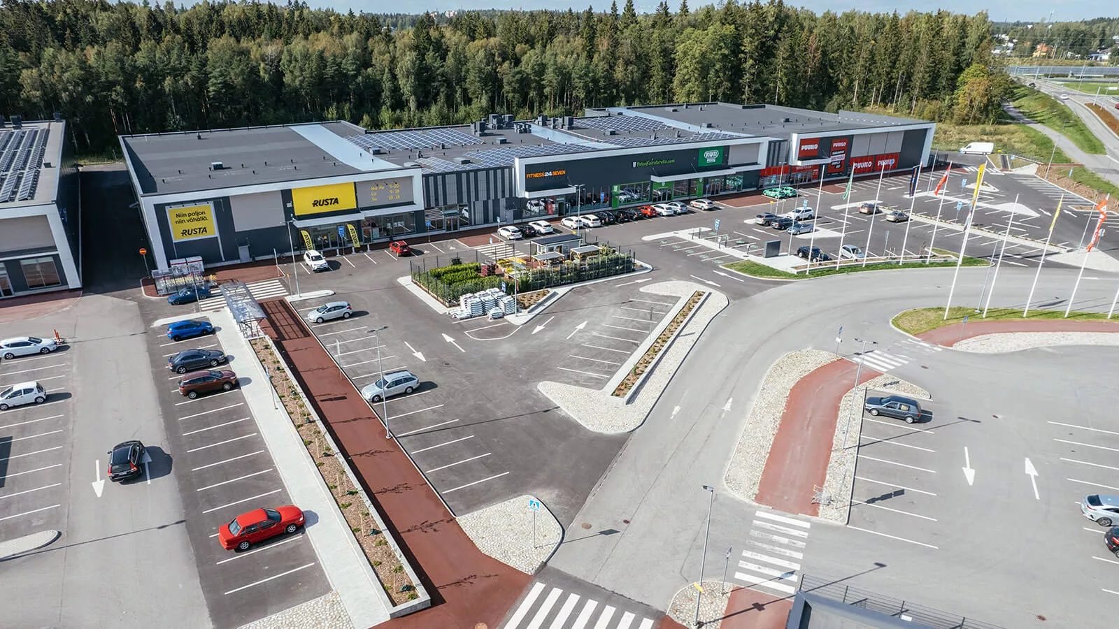 Espoon Retail Park Bredisin laajennusosan kevennysrakenne tehtiin Leca-sorasta