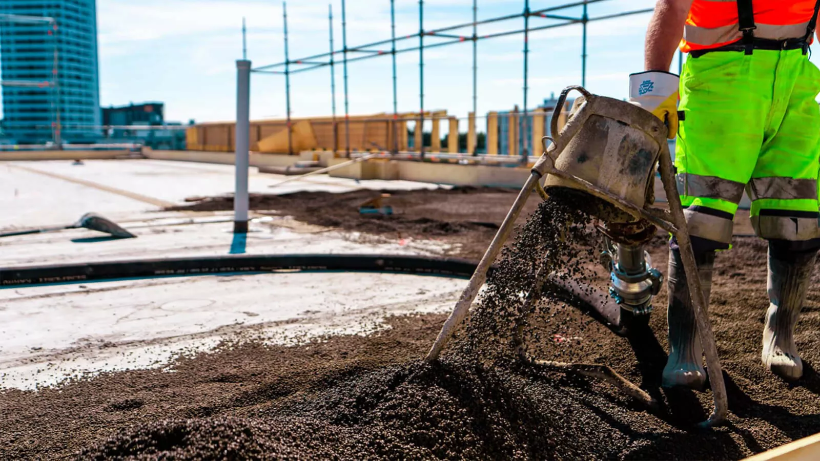 Pumpattava Leca®-sorabetoni – Rakentajan monikäyttöisin materiaali