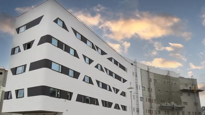 Hyvinkään sairaalassa on turvallinen Leca-sorakatto.