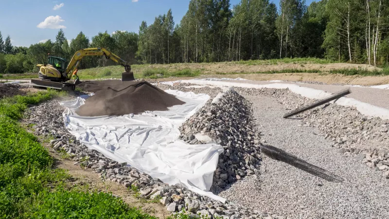 Hulevesialtaassa käytettiin Filtralitea ja Leca-mursketta