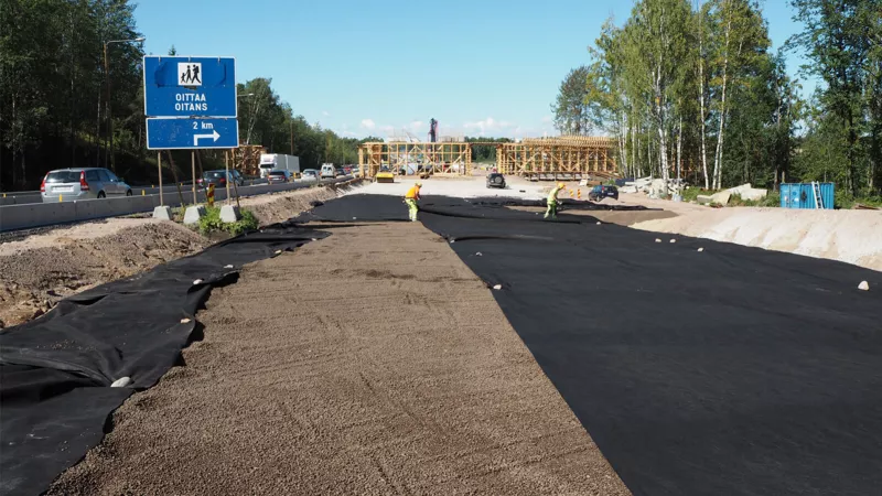 Leca-sorakavennys Vt 1 työmaalla