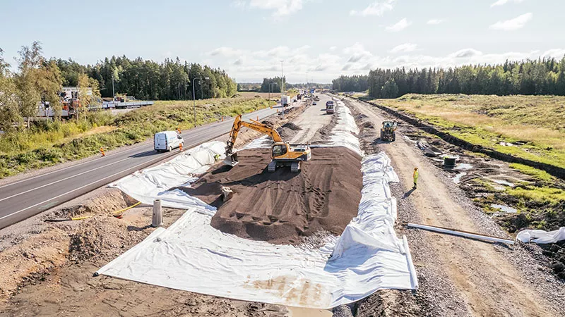 Leca-kevennysrakenne E18-kehätiellä.