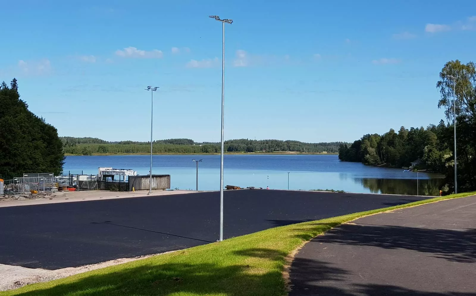 Laaksolahden kentän routasuojaus tehtiin Leca-kevytsoralla